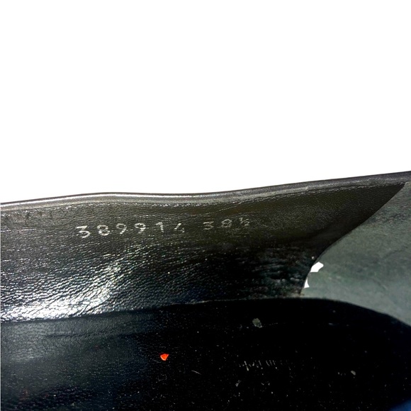 💛💛WEEKEND SALE💚💚GUCCI❤️❤️SIGNATURE LOAFERS💙💙 - Picture 4 of 5